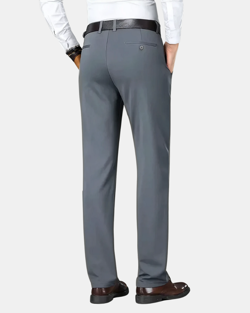 I PANTALONI BASE